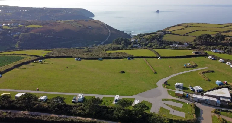 Trevellas Manor Farm Campsite 768x408